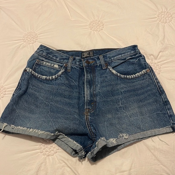 Shorts - Picture 1 of 3